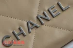高仿香奈兒/Chanel 經典系列菱格紋鏈條斜挎包米色：圖片 6