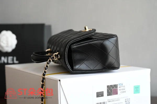 高仿香奈兒/Chanel Classic Flap Mini 黑色帶手柄菱形格紋翻蓋包：圖片 5