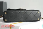 高仿香奈兒/Chanel Classic Collection 黑色 Flap肩背包：圖片 4