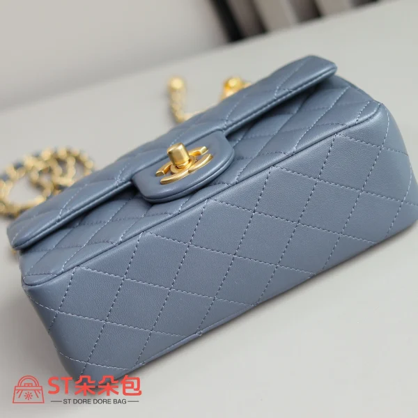 高仿香奈兒/Chanel CF金球 藍色鏈條包 大Mini號：圖片 6