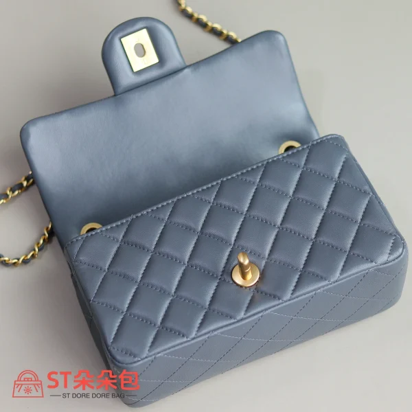 高仿香奈兒/Chanel CF金球 藍色鏈條包 大Mini號：圖片 7