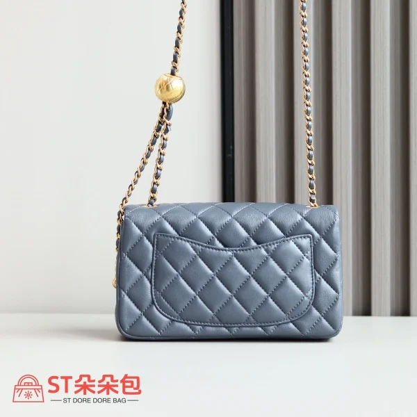 高仿香奈兒/Chanel CF金球 藍色鏈條包 大Mini號：圖片 10