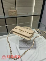 高仿香奈兒/Chanel Classic Flap 經典迷你帶手柄米白色單肩包：圖片 6