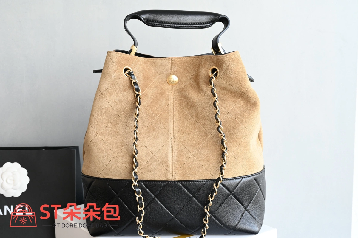 高仿香奈兒/Chanel Drawstring Bucket Bag 黑棕拼接水桶包 3 高仿香奈兒/Chanel Drawstring Bucket Bag 黑棕拼接水桶包