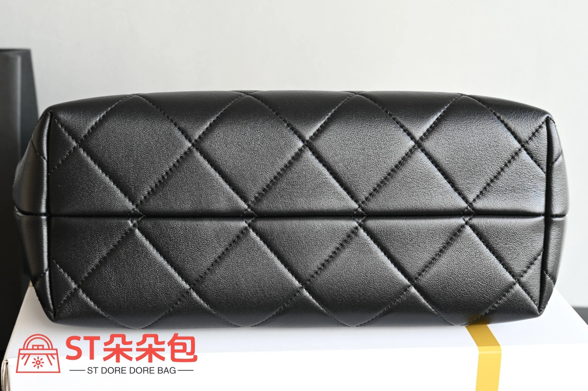 高仿香奈兒/Chanel Drawstring Bucket Bag 黑棕拼接水桶包 5 高仿香奈兒/Chanel Drawstring Bucket Bag 黑棕拼接水桶包