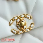 高仿香奈兒/Chanel 19 小號肩背包｜白色山羊皮×混搭金鈀金五金：圖片 3