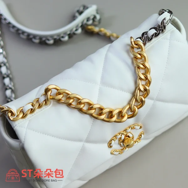 高仿香奈兒/Chanel 19 小號肩背包｜白色山羊皮×混搭金鈀金五金：圖片 4