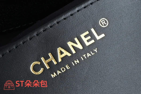 高仿香奈兒/Chanel 25C 黑色菱形格紋抽繩雙肩包：圖片 8