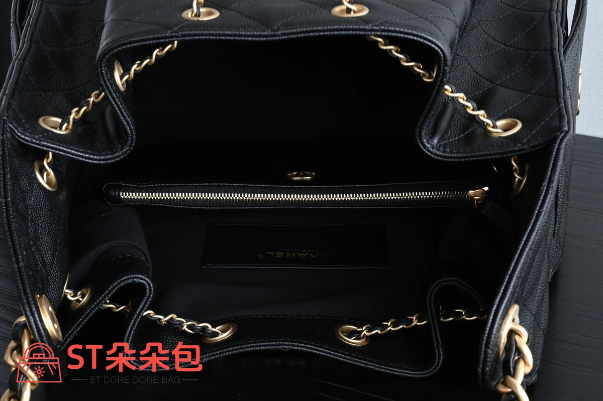 高仿香奈兒/Chanel 25C 黑色菱形格紋抽繩雙肩包 10 高仿香奈兒/Chanel 25C 黑色菱形格紋抽繩雙肩包