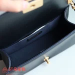 高仿香奈兒/Chanel Leboy系列25cm中號黑色肩背包：圖片 8