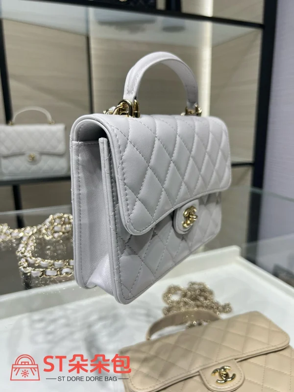 高仿香奈兒/Chanel Premiere 淺灰色菱形格紋翻蓋手提包：圖片 4