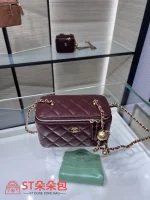 高仿香奈兒/Chanel Vanity Case 金屬球鏈條菱格紋酒紅色化妝包：圖片 4