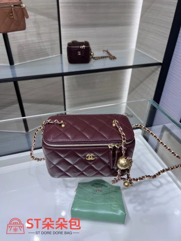 高仿香奈兒/Chanel Vanity Case 金屬球鏈條菱格紋酒紅色化妝包：圖片 4
