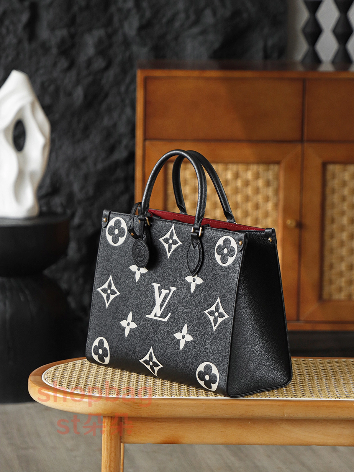 LV OnTheGo MM Monogram 托特 購物包包-M45495 3 LV OnTheGo MM Monogram 托特 購物包包-M45495