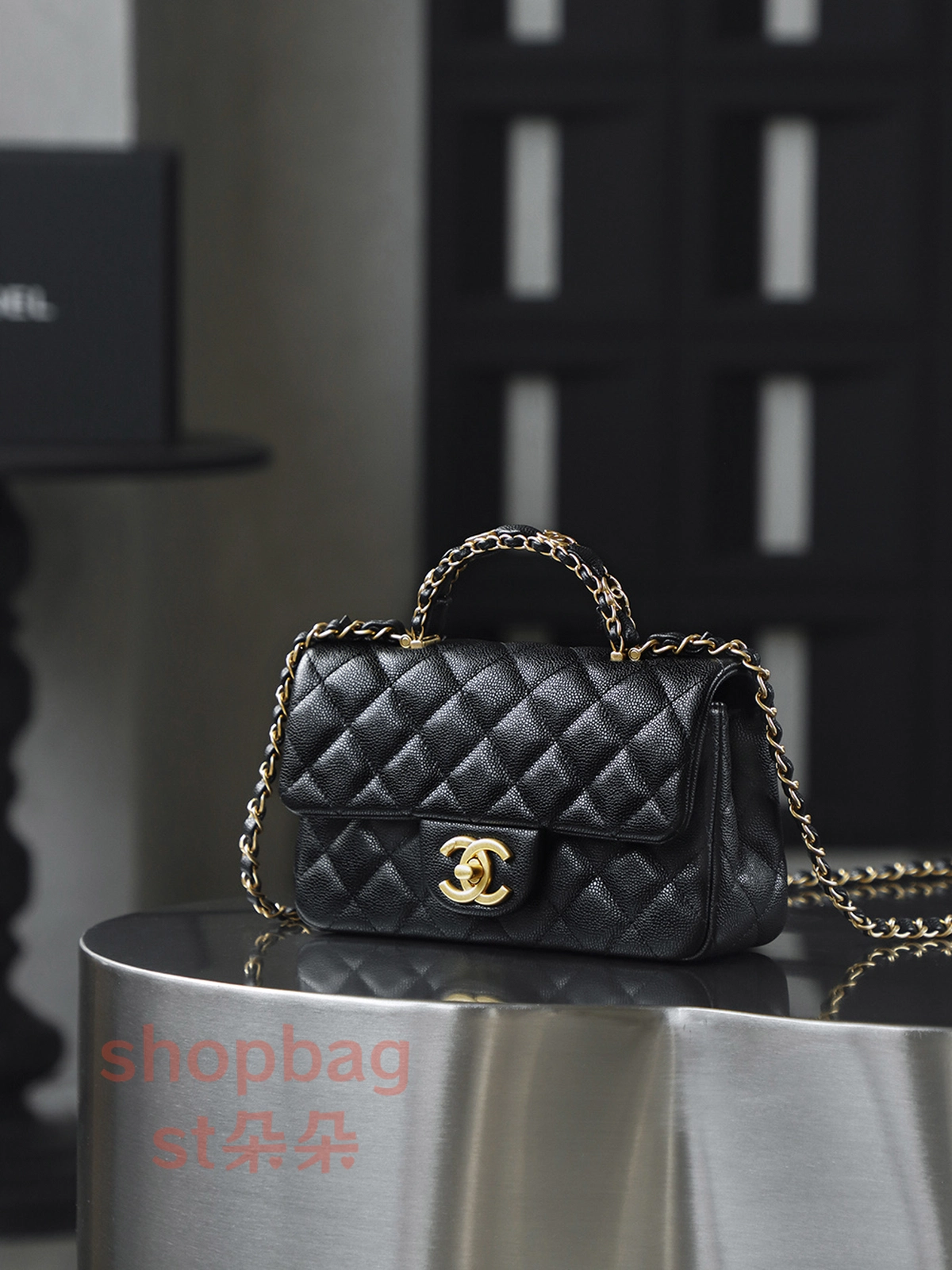 高仿香奈兒 Chanel 25B 穿皮手柄CF MINI 小號 鏈條包 7 高仿香奈兒 Chanel 25B 穿皮手柄CF MINI 小號 鏈條包