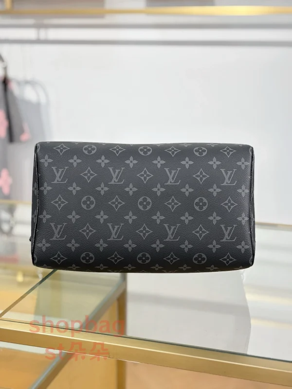 高仿 高仿包 高仿包包LV SPEEDY SOFT 30 男女通用款 斜挎 旅行包 M15102 實拍照片拉鏈底部