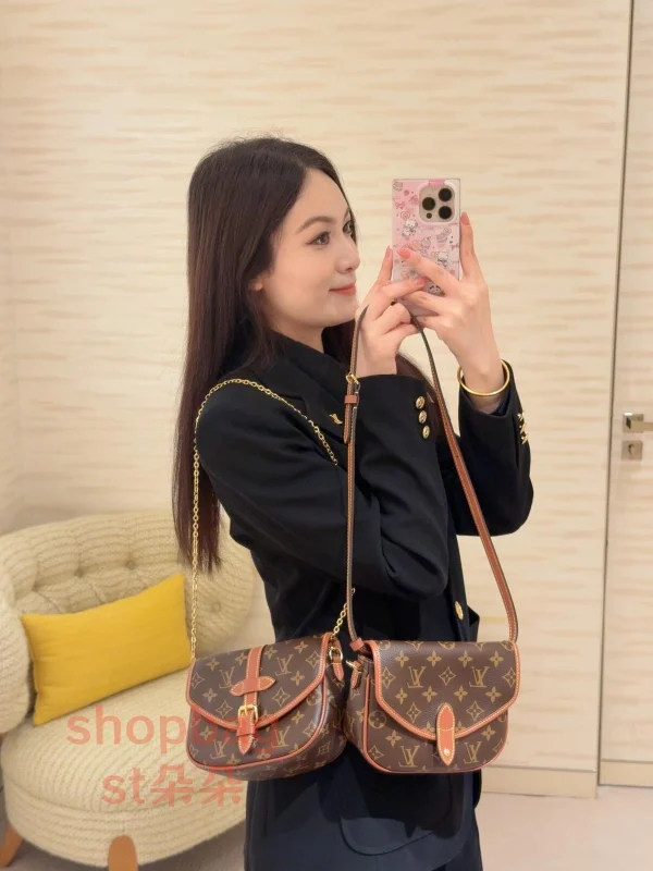 高仿 LV 2025新款 DUO BB 雙子星 老花 包包 M26592：圖片 25