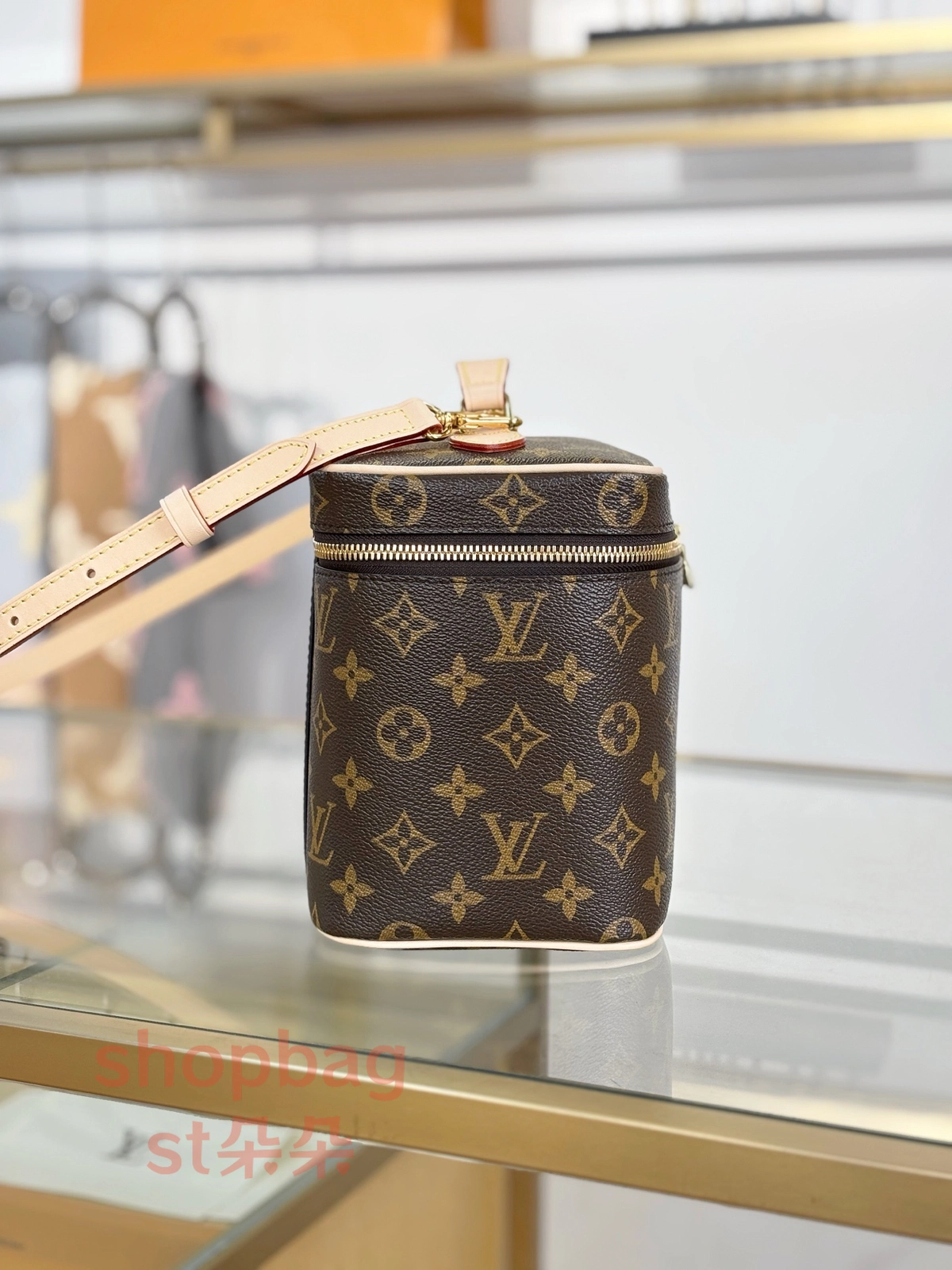 高仿包包 LV NICE BB 老花 化妆包 M42265 7 超a貨 原單包包 LV銘牌 LV NICE BB 老花 化妆包 M42265