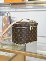 高仿包包 LV NICE BB 老花 化妆包 M42265：圖片 3
