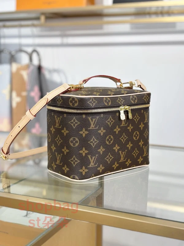 高仿包包 LV NICE BB 老花 化妆包 M42265：圖片 3