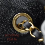 高仿香奈兒 25A 手工坊 hobo麂皮灰色包 小號 手提包：圖片 14