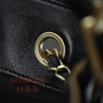 精品包 香奈兒 25A 手工坊 hobo麂皮 杏包 小號 手提包：圖片 17