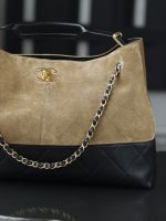 高仿精品 香奈兒 25A手工坊 hobo麂皮包 大號 杏色 手提包：圖片 5