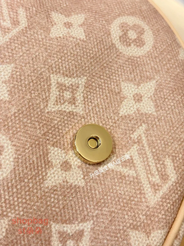 超高仿 LV貓貓系列聯名款包 貓貓系列包推薦
