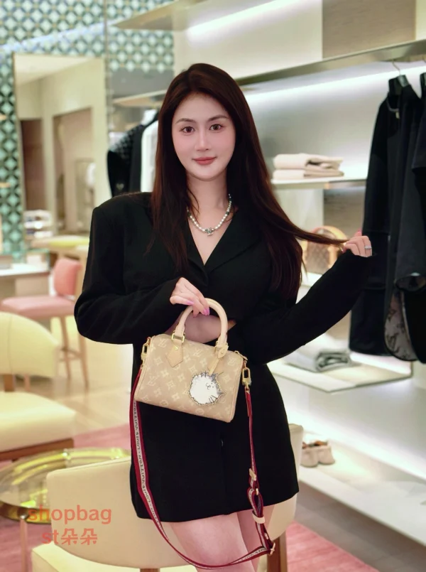 LV貓咪包 LV貓奴包 LV精品包