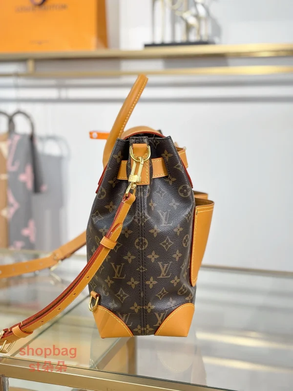 LV男士包 LV後背包 LV旅行包