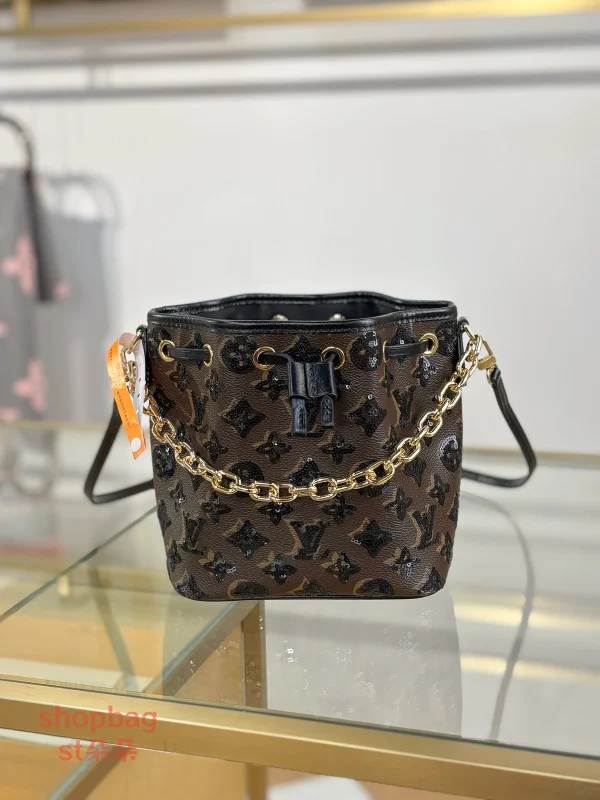 LV珠片包 LV新款包 LV水桶包