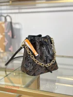 LV珠片包 LV新款包 LV水桶包