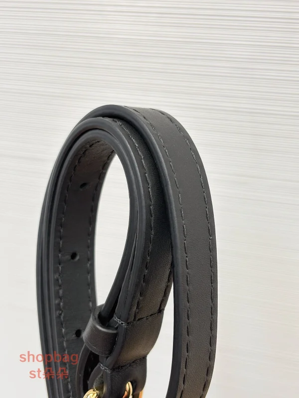 LV精品包 LV貝殼包 台灣精品包