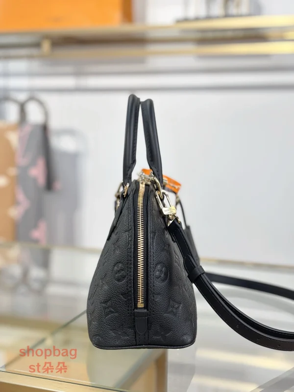 LV精品包 LV貝殼包 台灣精品包
