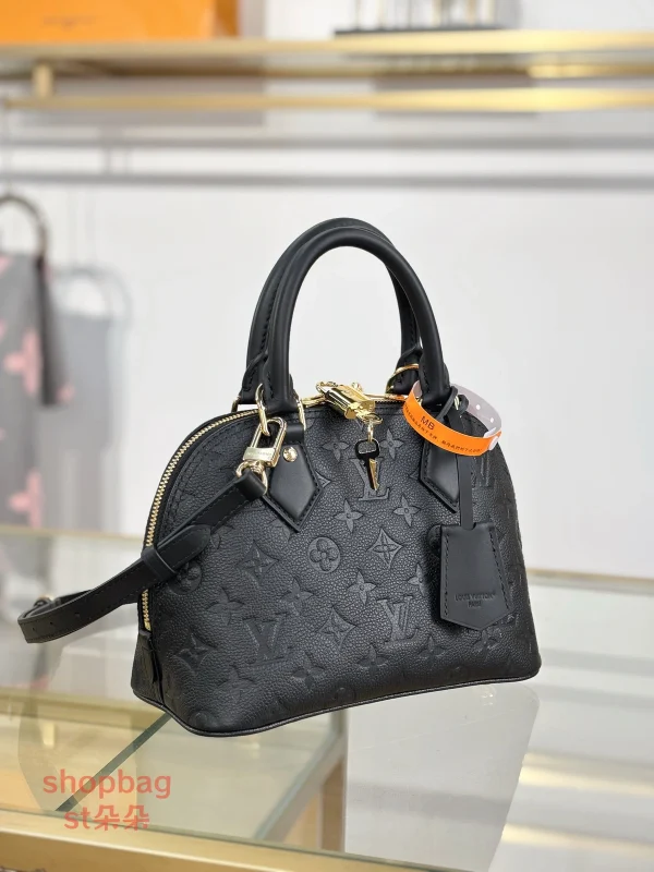 LV精品包 LV貝殼包 台灣精品包