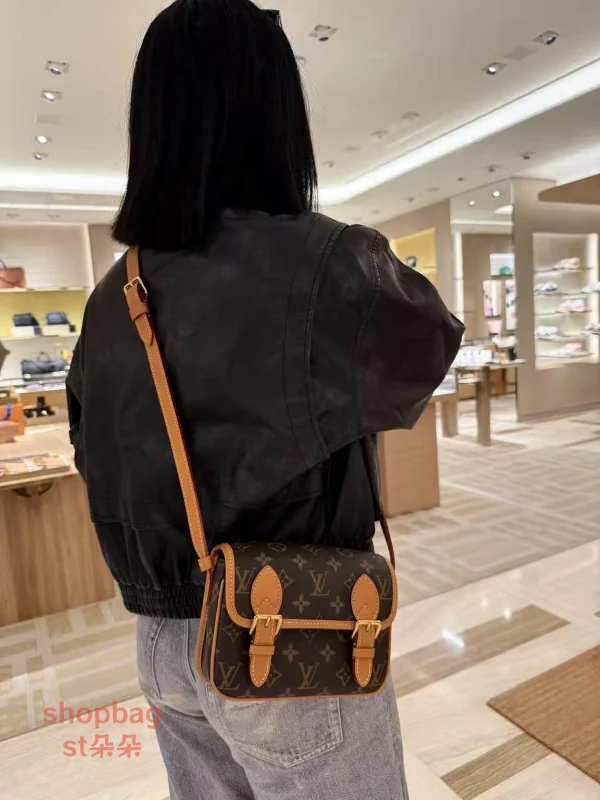 必備包包 LV郵差包 推薦包