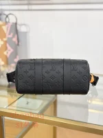 LV男士包推薦 LV旅行包