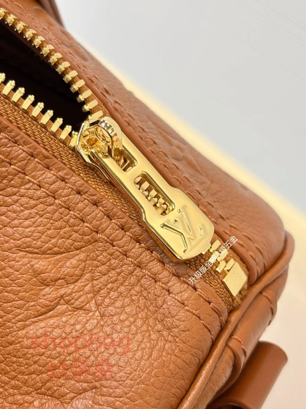 高仿 LV SPEEDY SOFT 30 男女通用款 棕色 斜挎 旅行包 M28662：圖片 14