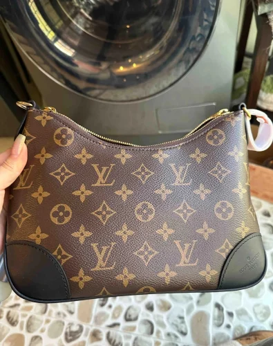 精品包 LV Boulogne Monogram 黑牛角包-M45831 photo review