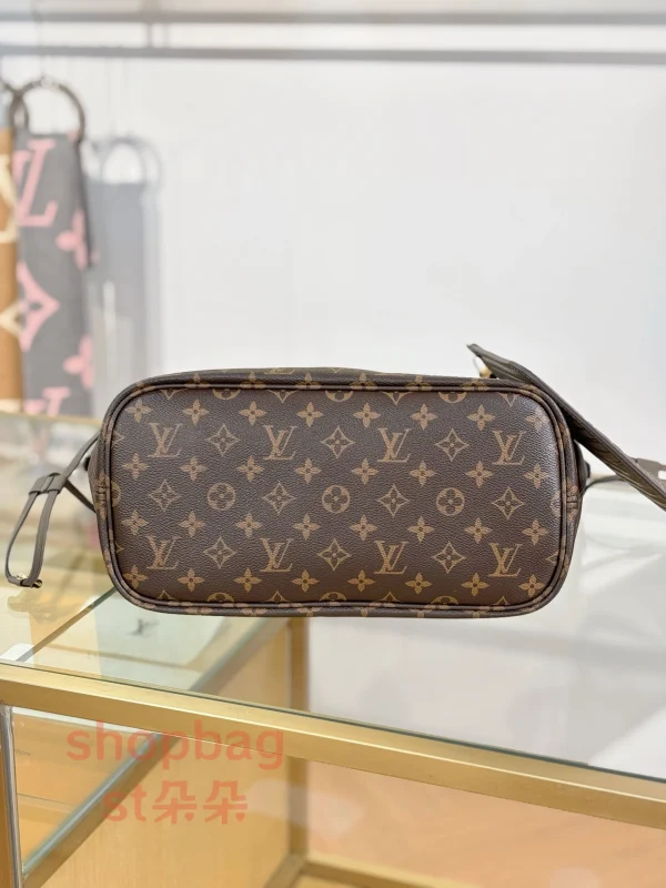 高仿精品LV托特包