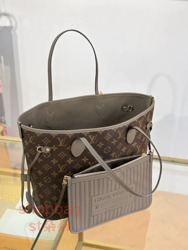 高仿精品LV托特包