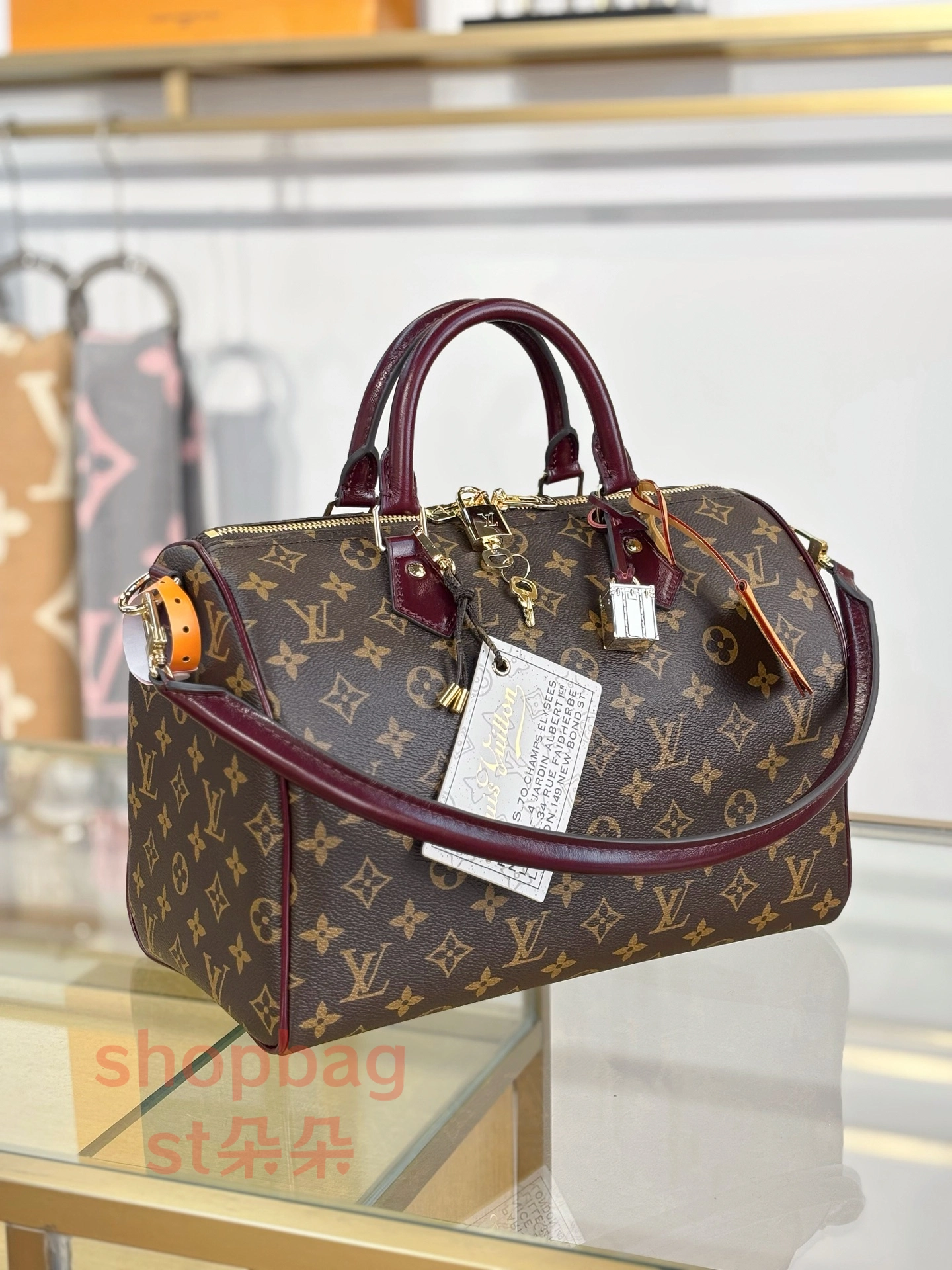 高仿 LV Speedy 30 Soft Celebration 男女通用款 老花 斜挎 旅行包 M28379 3 高仿包推薦LV Speedy 30