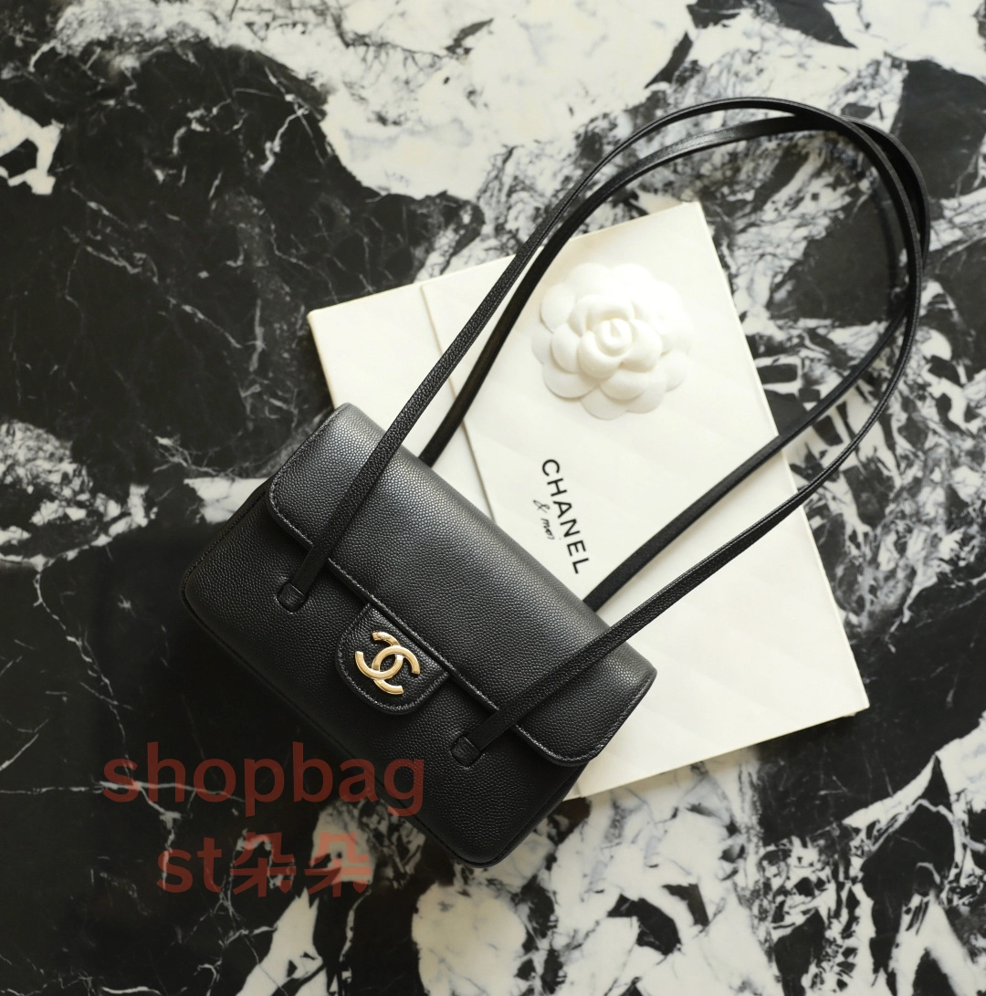 高仿精品 香奈兒 26P系列 𝖩𝖾𝗇𝗇𝗂𝖾同款包王𝖯𝗋𝖾𝗉𝗉𝗒 𝖢𝗈𝖼𝗈 MINI 黑色 小牛皮單肩包 5 香奈兒 Preppy CoCo手袋