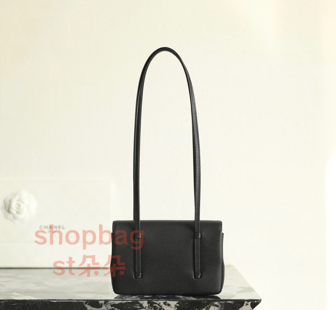高仿精品 香奈兒 26P系列 𝖩𝖾𝗇𝗇𝗂𝖾同款包王𝖯𝗋𝖾𝗉𝗉𝗒 𝖢𝗈𝖼𝗈 MINI 黑色 小牛皮單肩包 3 香奈兒 Preppy CoCo手袋