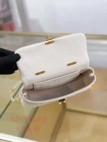 高仿包 LV Nano Madeleine 白色 壓紋 鏈條包 M12145：圖片 7