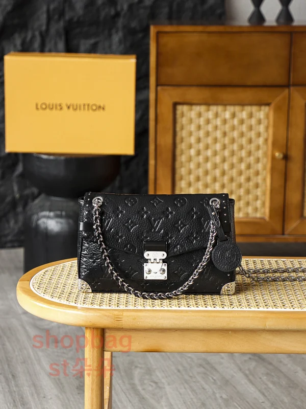 高仿包 LV Trunkie 2026款新款 黑色壓紋 鏈條包