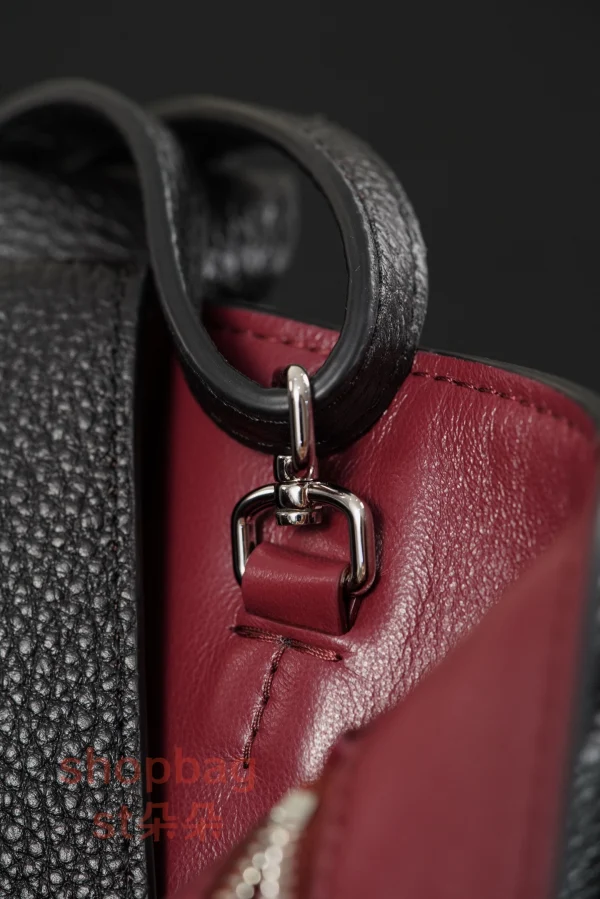 高仿精品 CHANEL 26S 𝐆𝐃同款CF 大號黑色銀扣 口蓋包包 AS6231：圖片 22
