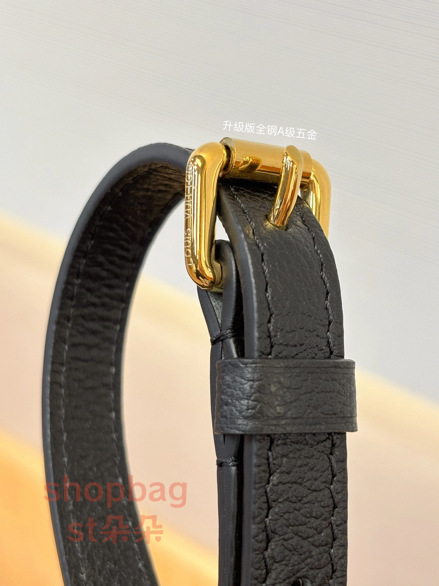 a貨 LV Noé Trunk 2026 春夏 黑色 單肩水桶包 M29391 17 a貨 LV Noé Trunk 2026 春夏 黑色 單肩水桶包 M29391