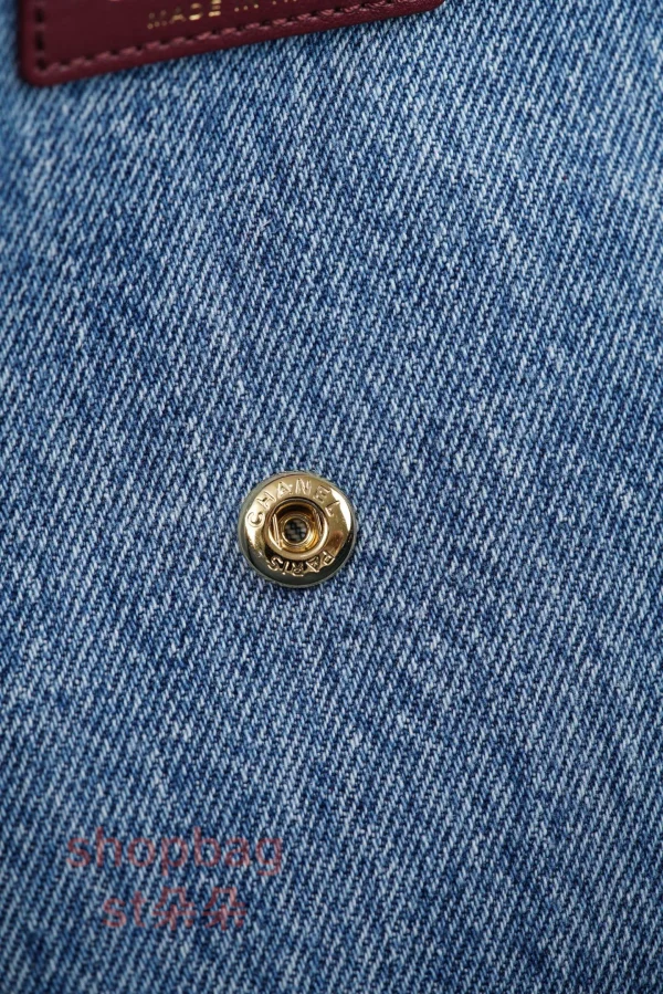 a貨 香奈兒 𝟐𝟔𝐀高級手工坊 超大𝐂𝐅系列 單肩包 𝐌𝐀𝐗𝐈 牛仔藍：圖片 26