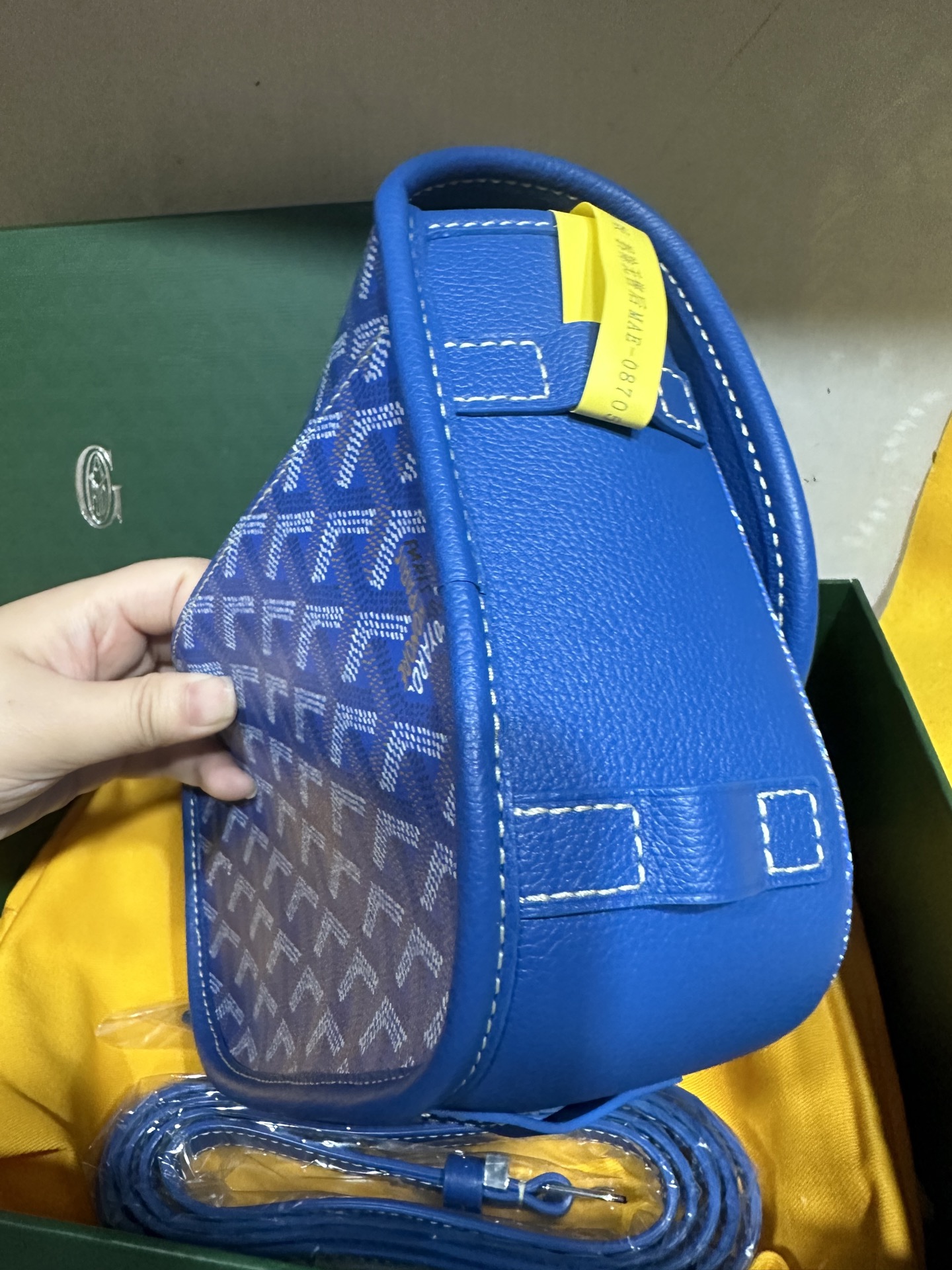 a貨 Goyard 的藍色 Belvedere 斜背包